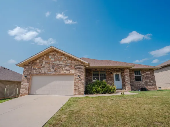 402 Penzance Street, Monett, MO 65708