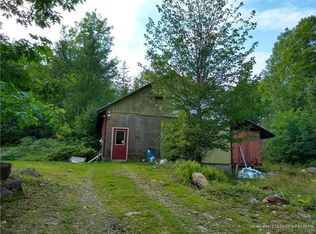 96 Montfort Dr, Strong, ME 04983