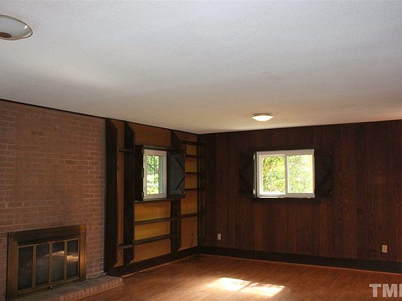 3rd image of 5114 Green Oak Dr