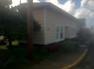 711 SW 2nd St, Newport, OR 97365