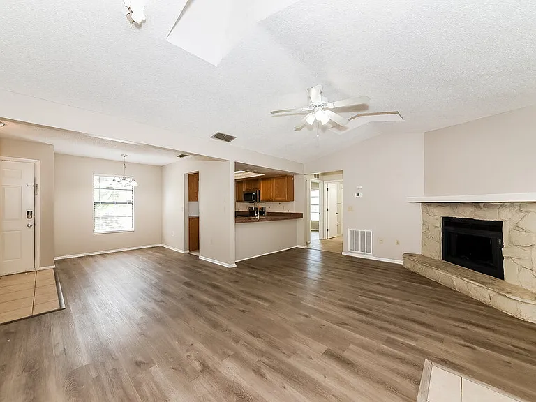 6434 Carmella Way — Photo 4