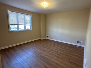 24 Van Riper St FLOOR 2, Staten Island, NY 10302