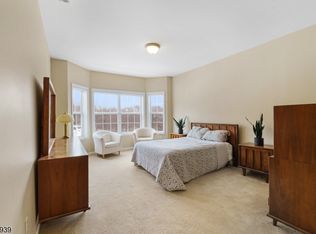 375 Rifle Camp Rd #307, Woodland Park, NJ 07424