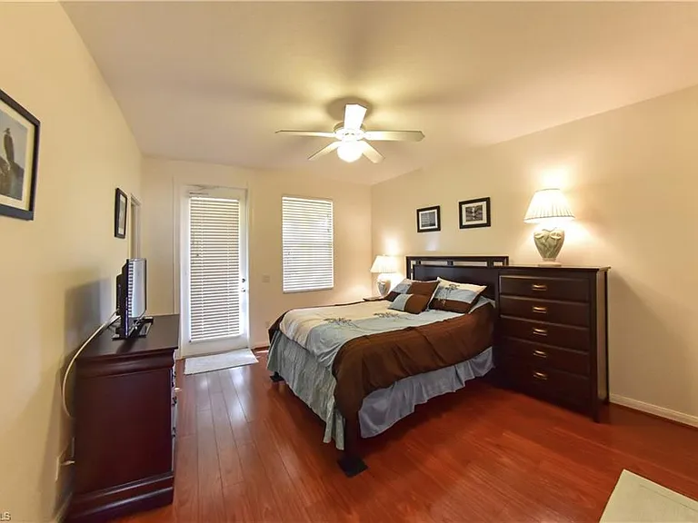 28719 Alessandria Cir — Photo 11