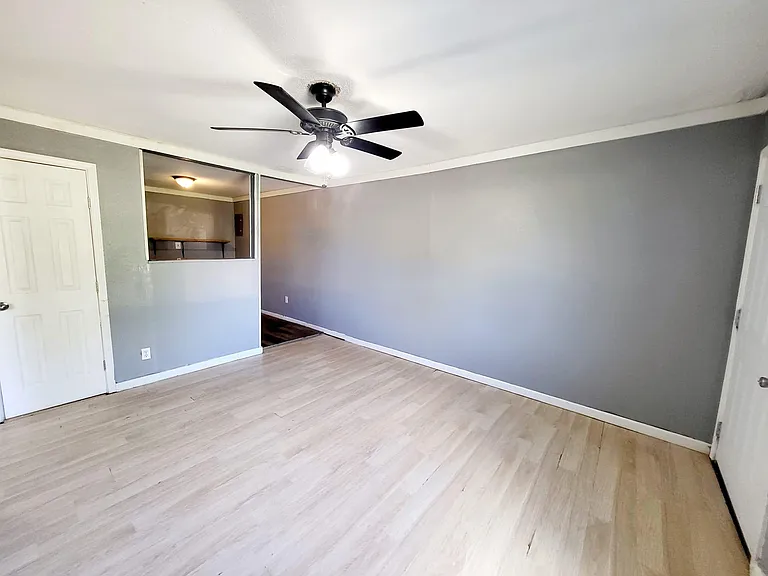 1503 Sycamore St #A — Photo 6