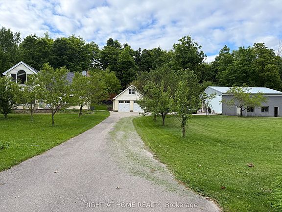 2nd image of 8421 Creditview Rd