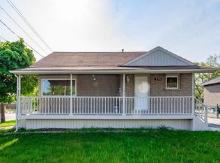 379 E 38th St #2, Hamilton, ON L8V 4G5