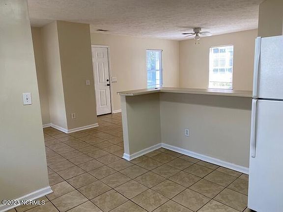 5th image of 316 Hillsdale Dr