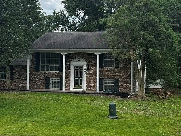 1005 Cheryl Dr, Carterville, IL 62918