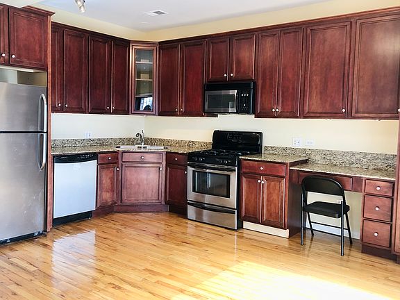 5th image of 5836 S Calumet Ave #3
