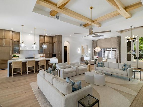 2nd image of 10270 Visconti CIR