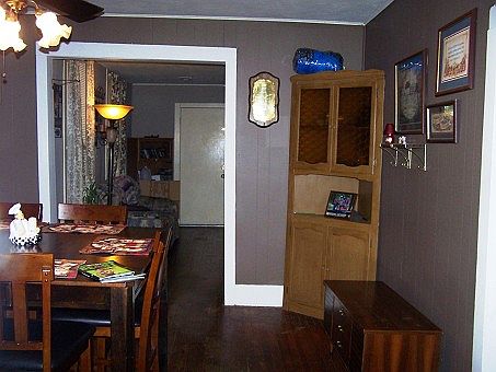 5th image of 605 W Olive Ave