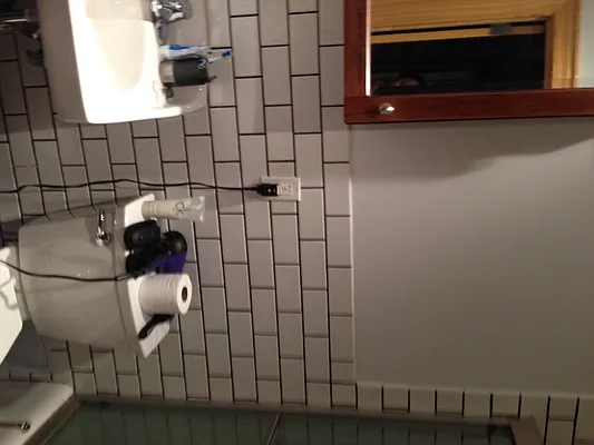 Rented by Ready Group | media 33