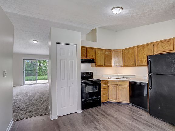 2nd image of 11122 Wismar Dr