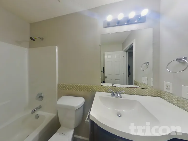 4074 Five Oaks Ct — Photo 14