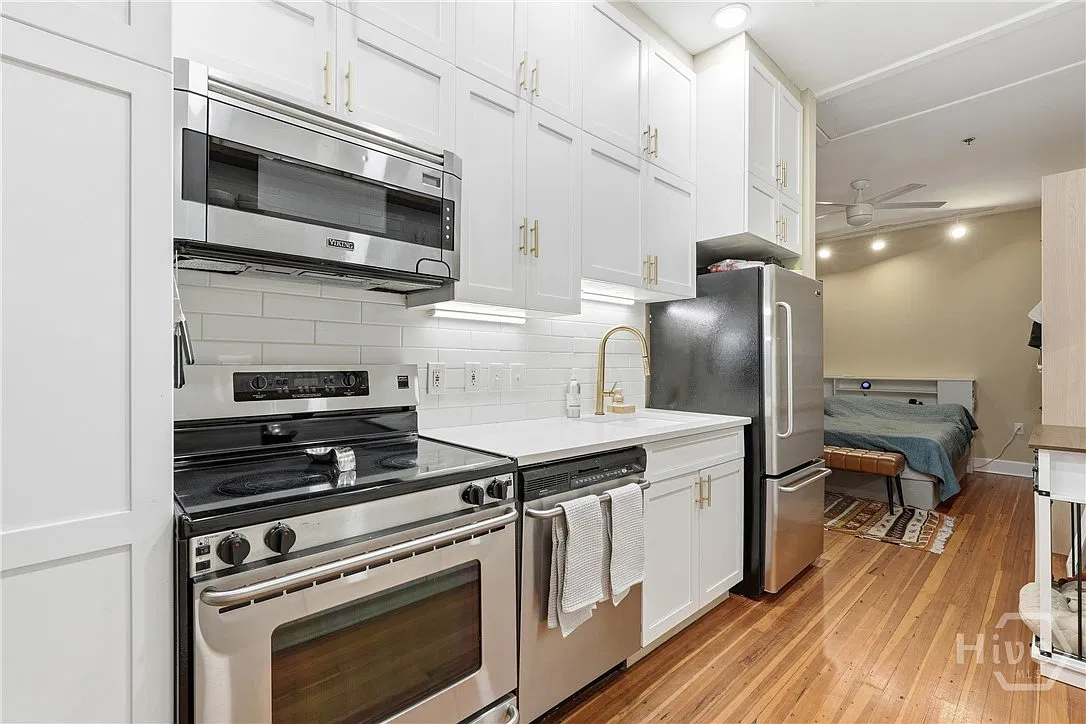 1 bed, 800 sqft, $3,500 — Photo 4