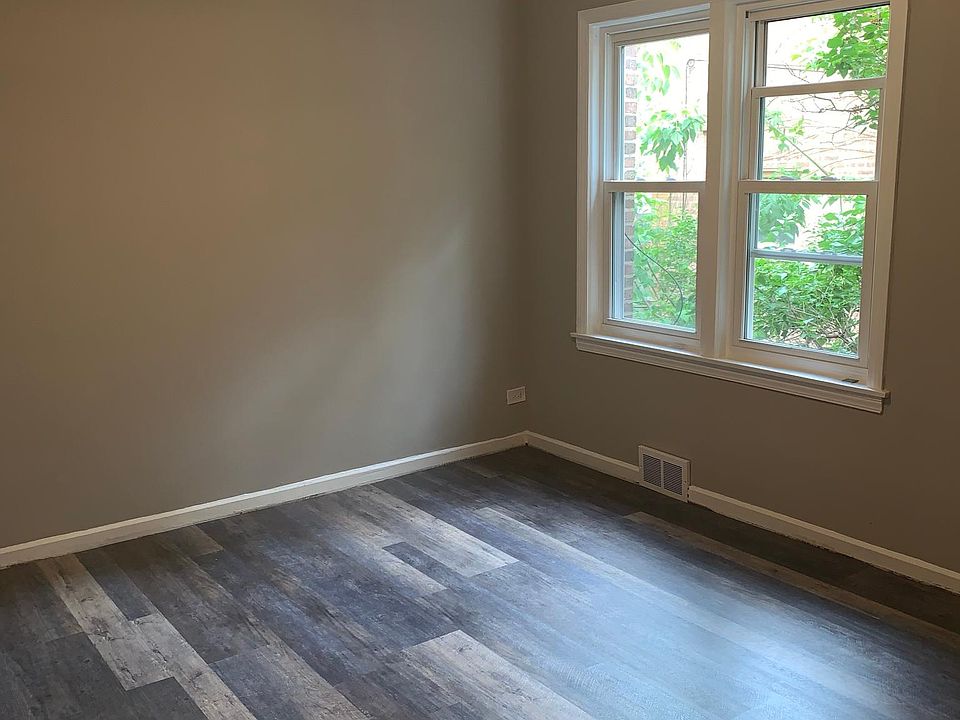 1st image of 2834 W Berwyn Ave #1
