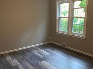 2834 W Berwyn Ave #1, Chicago, IL 60625