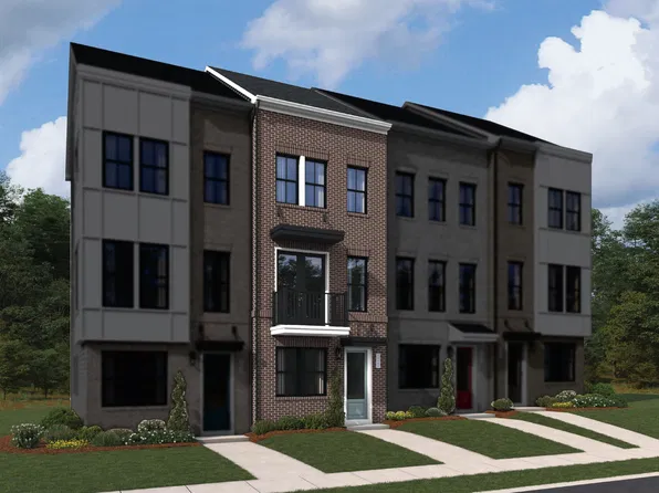 2604 River Birch Rd, Herndon, VA 20171