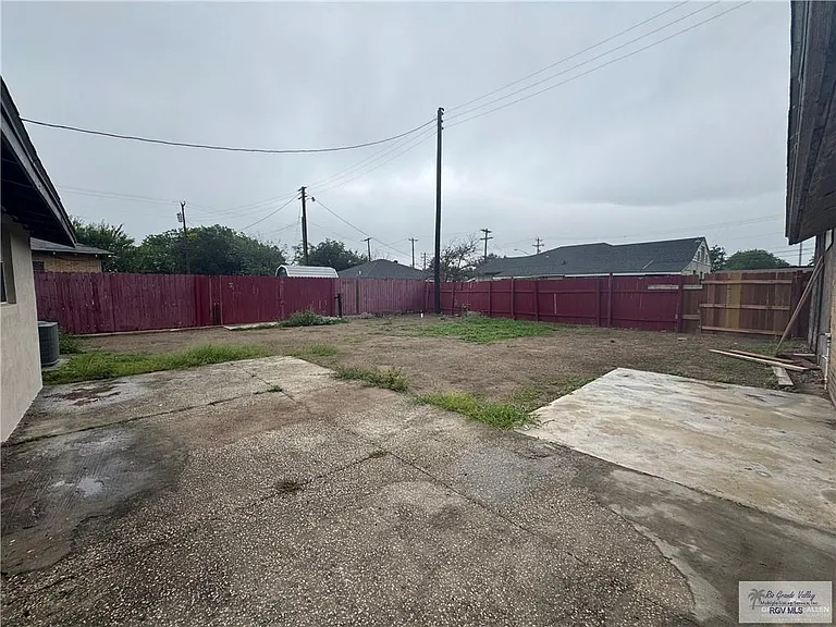 305 W Boone Ave — Photo 8