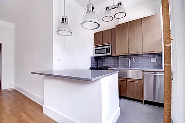 Rented by Urbane Brokerage