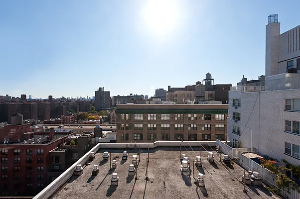 Rented by CORE | media 47