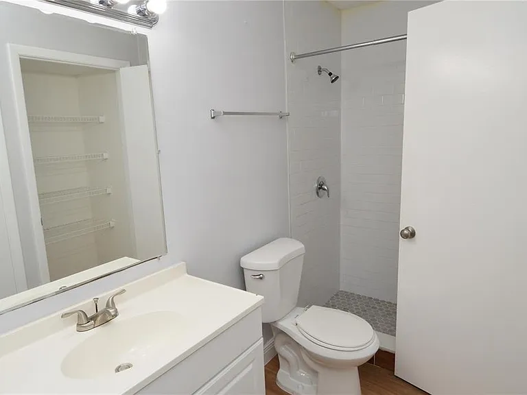 8722 Mallard Reserve Dr #102 — Photo 35