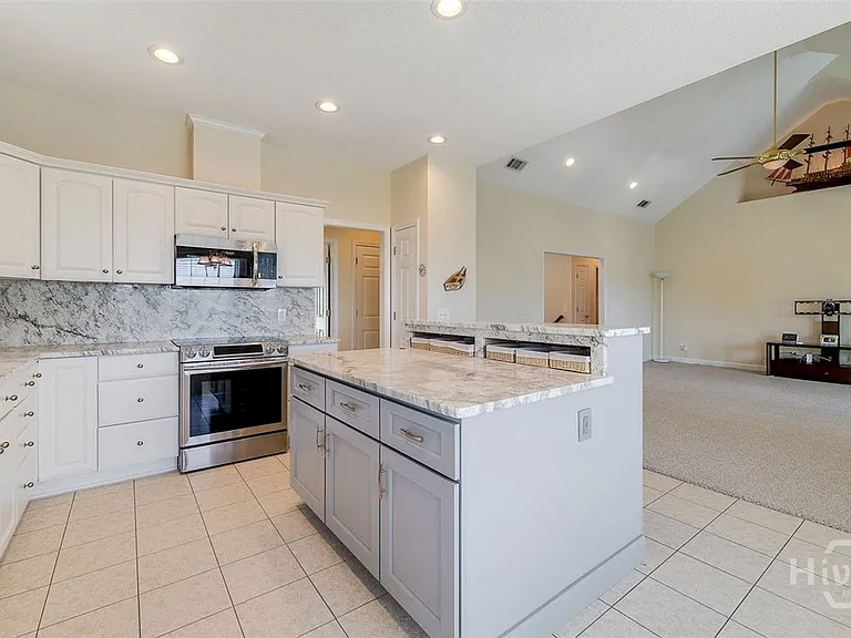 886 Waterford Landing Rd — Photo 10