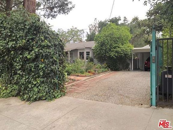 3rd image of 9649 Lemona Ave