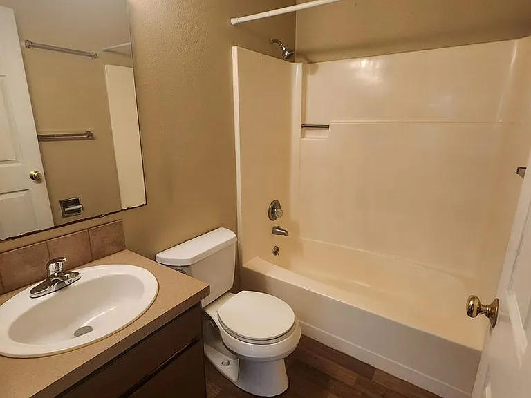 Heather Ridge, 2 Bedrooms, 1 Bathroom Apartments for Rent! — Photo 22