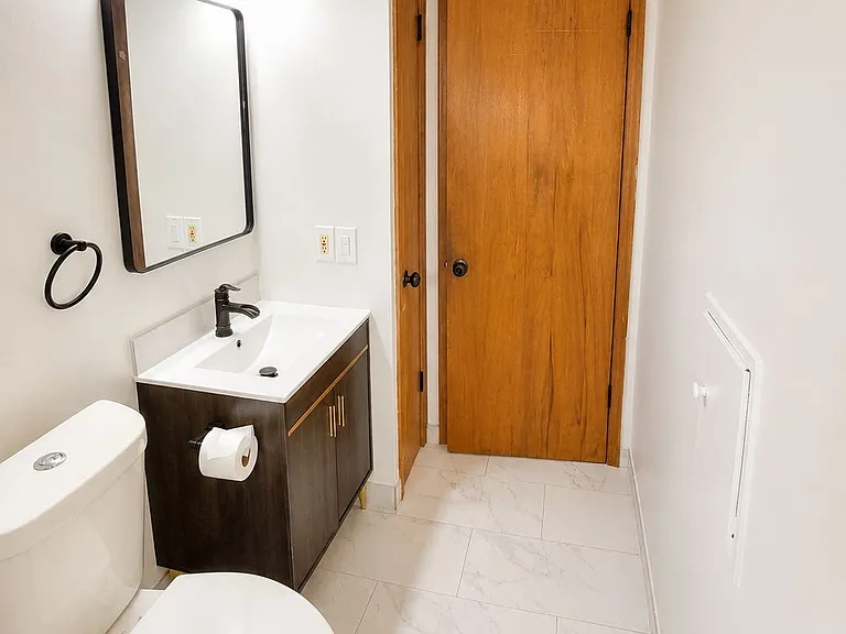 1641 Fairview Ave — Photo 6
