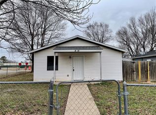 414 W Price Ave, Springdale, AR 72764