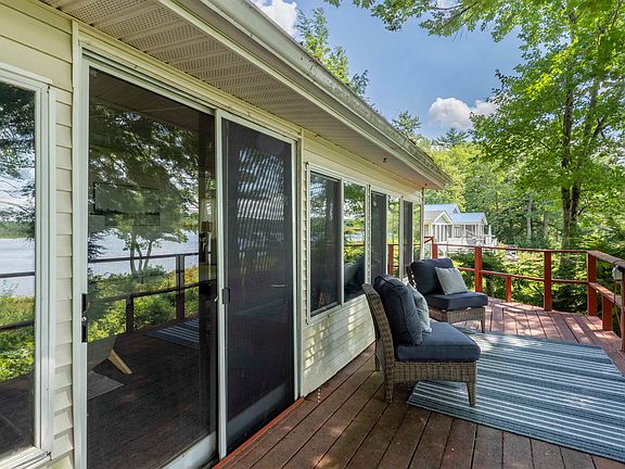 4th image of 106 Lakeside Drive