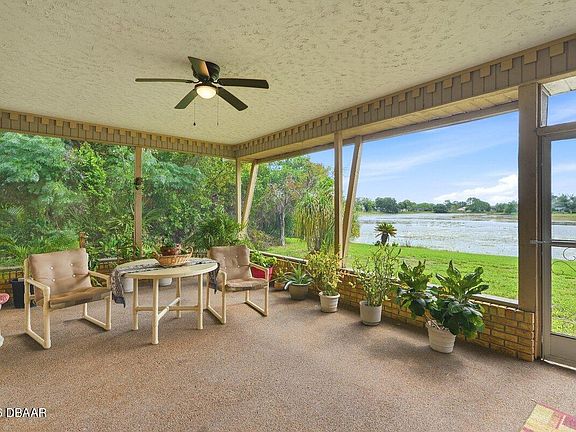 2nd image of 2322 Matthew Cir