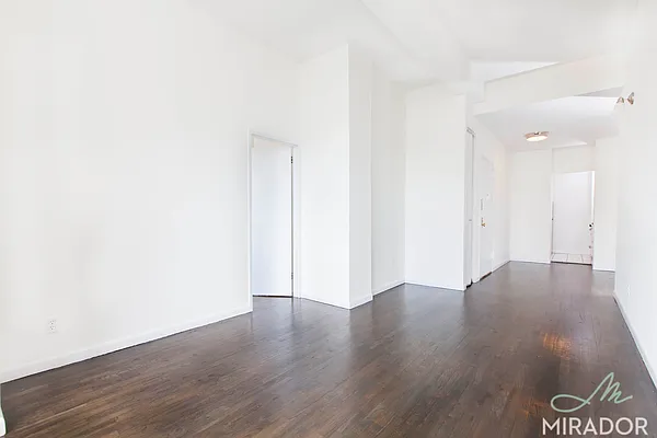 Rented by Mirador Real Estate | media 2