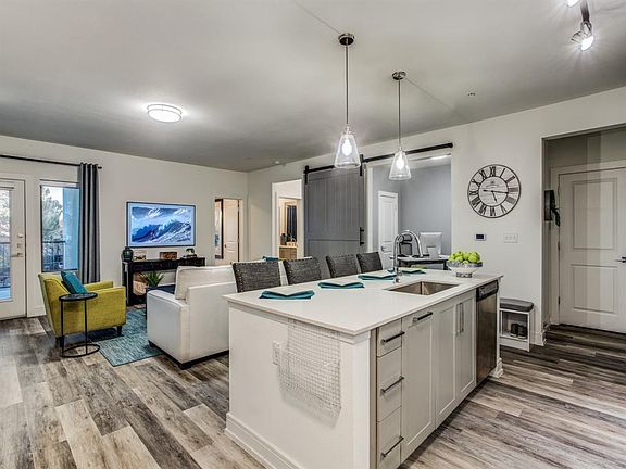 5th image of 5714 McCommas Blvd APT 201