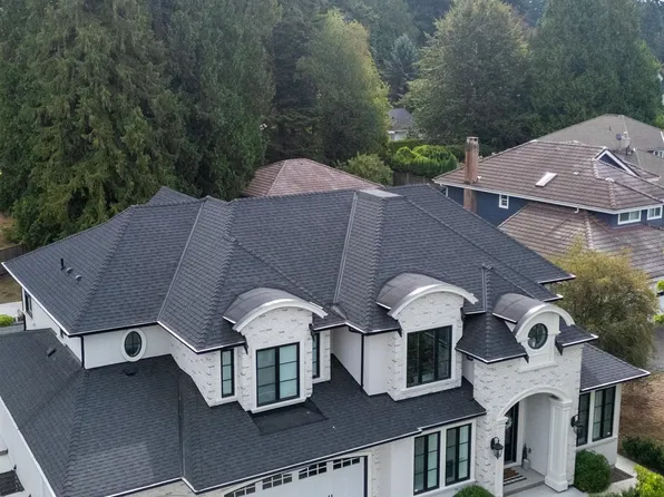 2376 129a St, Surrey, BC V4A 9H1
