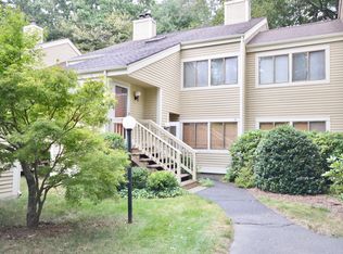 157 Stone Mdw, South Salem, NY 10590