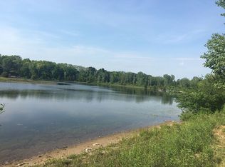 8447 Walkabout Way, Pinckney, MI 48169