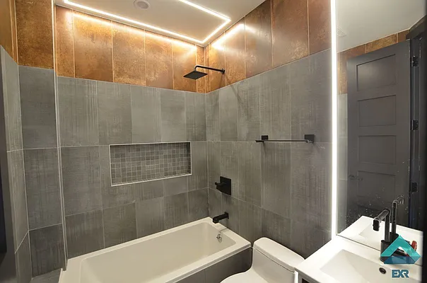 Rented by EXR | media 61