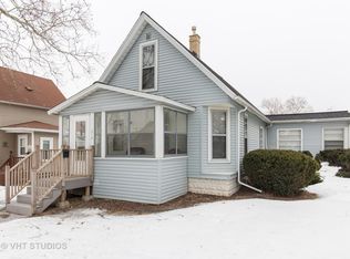 218 N Hadsall St, Genoa, IL 60135