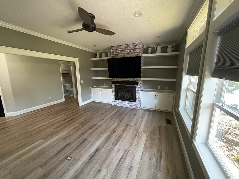 1321 Dollar St — Photo 10