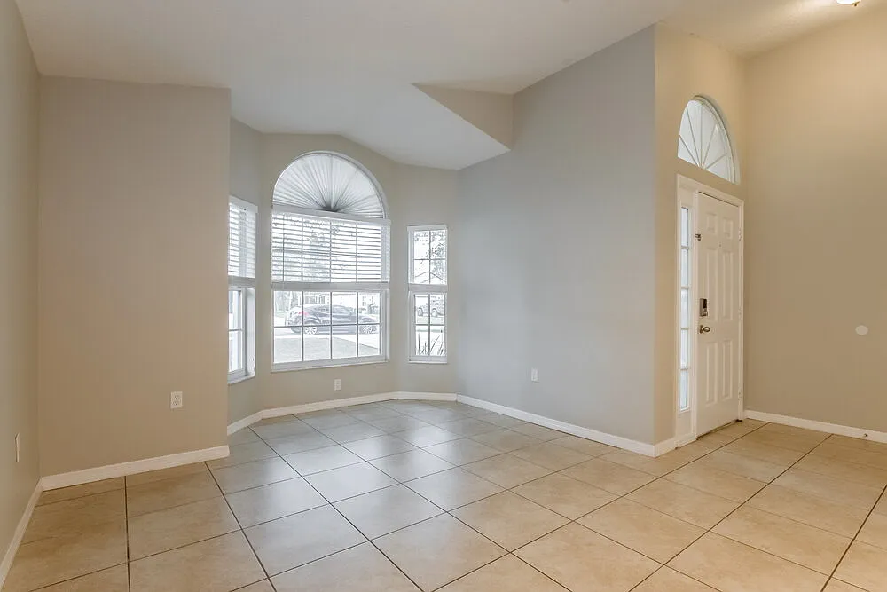 3 bed, 2.0 bath, 1520 sqft, $2,150 — Photo 4