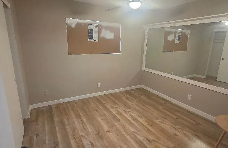 2208 El Grande St — Photo 16