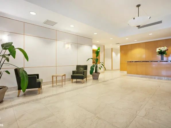 250 East 30th Street image 10 of 10