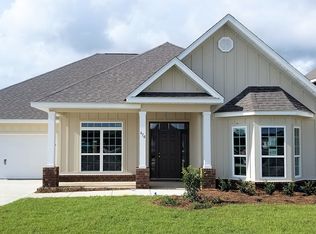 470 Cornelia St, Freeport, FL 32439