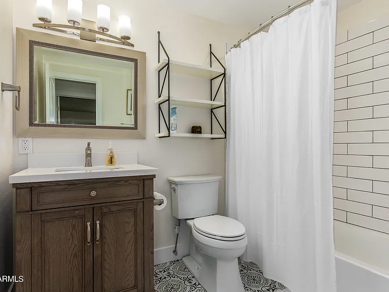13838 N 37th Way — Photo 21
