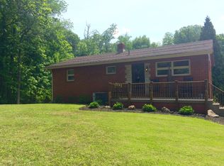100 Jan Lynn Ln, Hillsboro, OH 45133