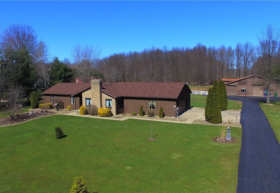 1st image of 1410 Bristol Champion Townline Rd NW