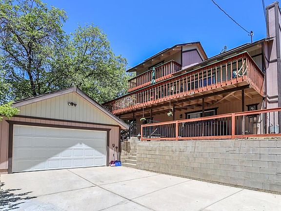 2nd image of 43602 Bow Canyon Ln